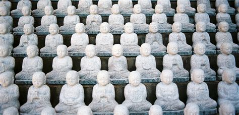 How to use repetition in photography composition .